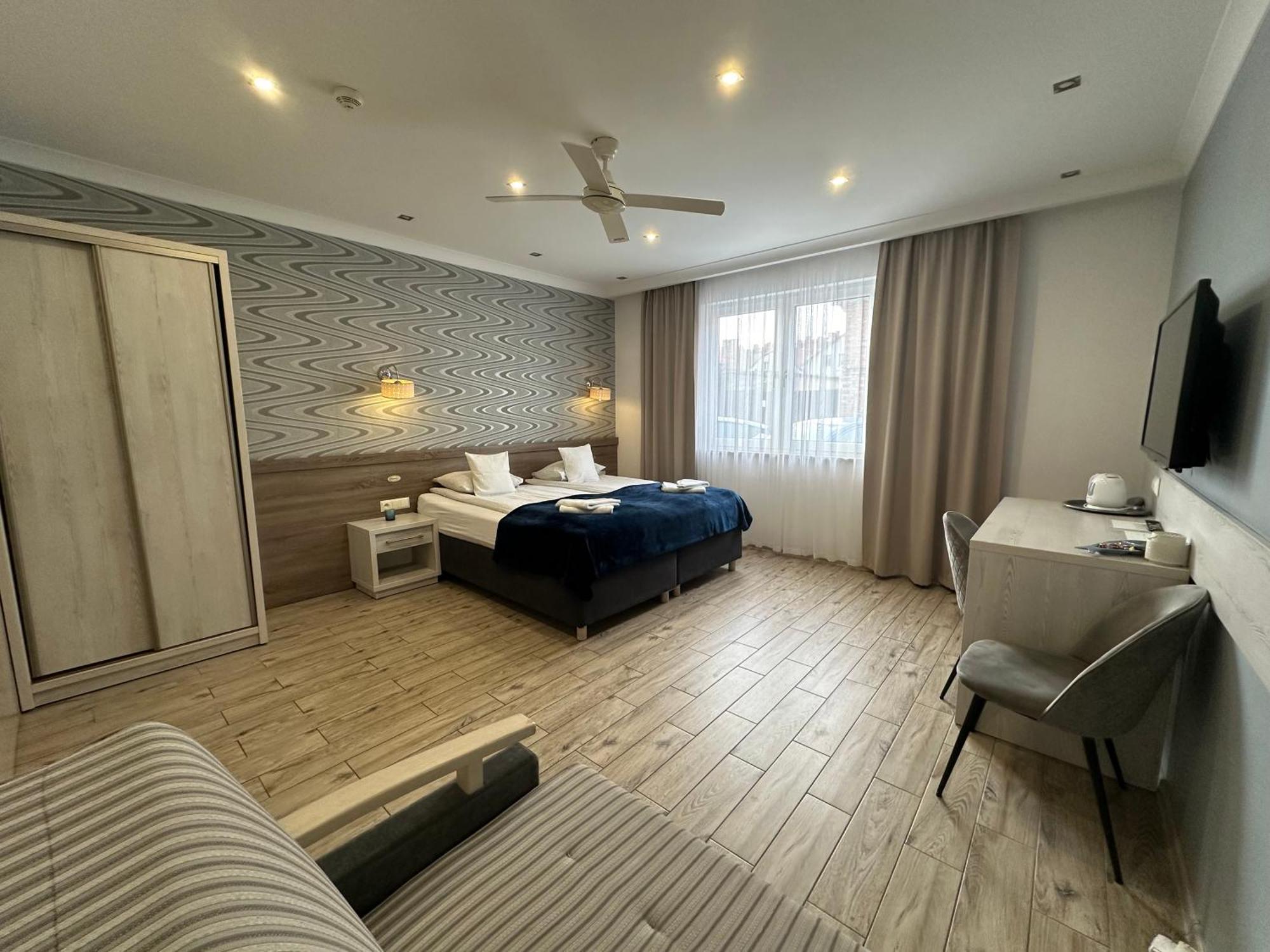 Maximus Hotel Ustka Bagian luar foto