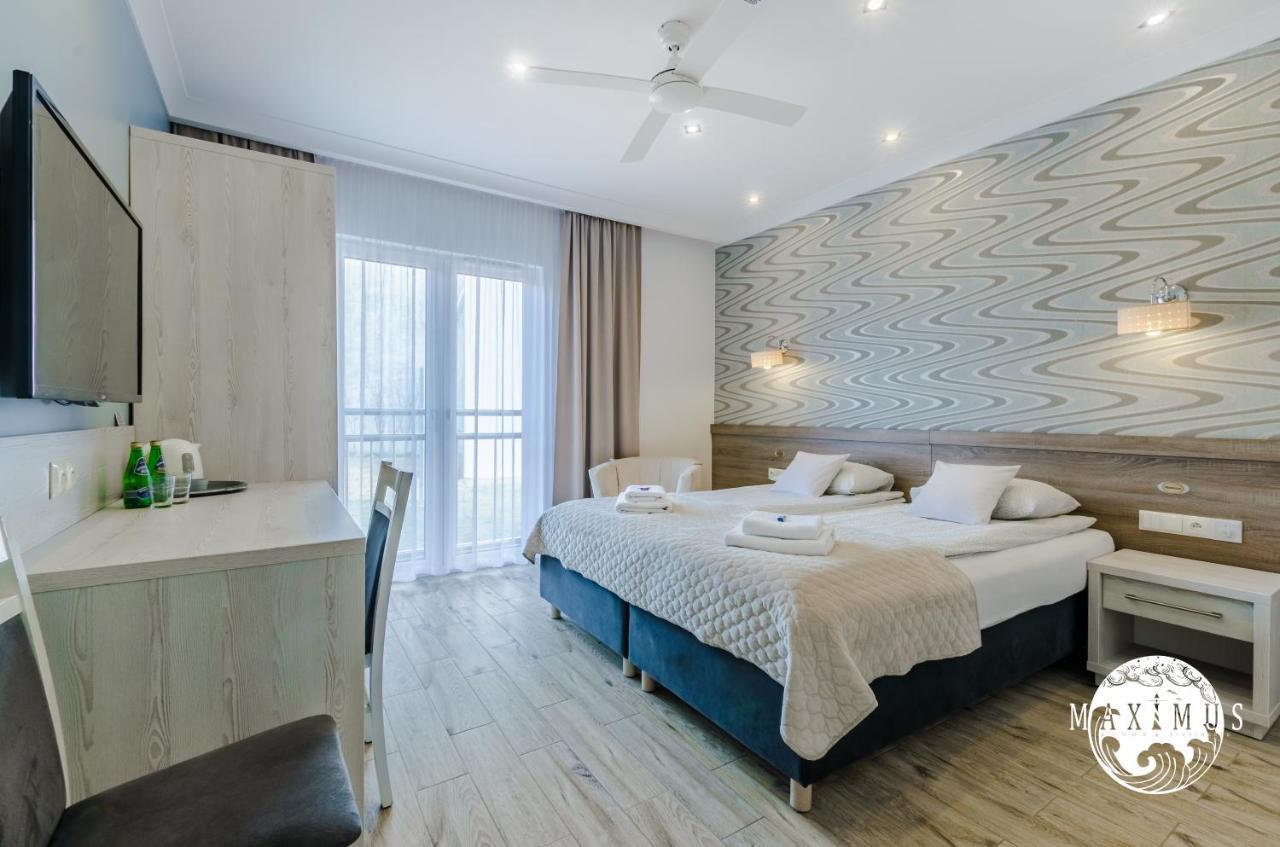 Maximus Hotel Ustka Bagian luar foto