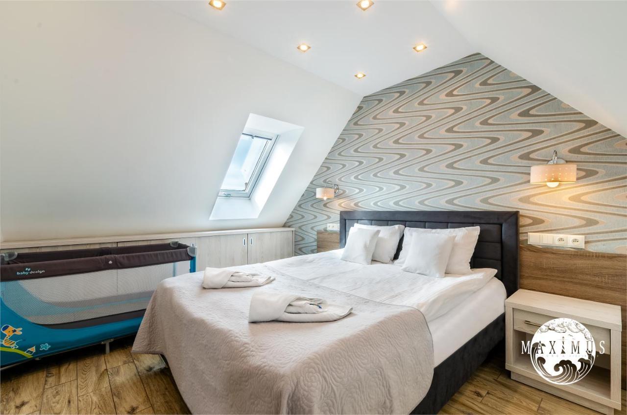 Maximus Hotel Ustka Bagian luar foto
